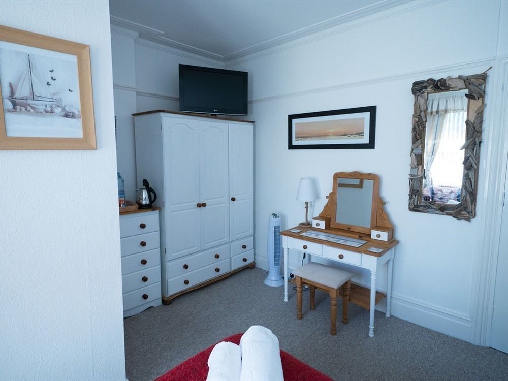 Southern Breeze - Adults Only 3* Bournemouth